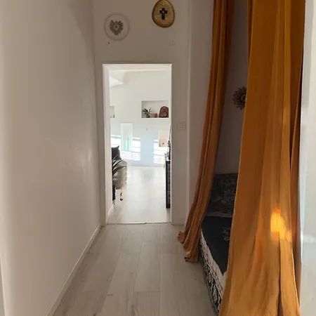 Lägenhet Sous Les Toits Bastia (Corsica)